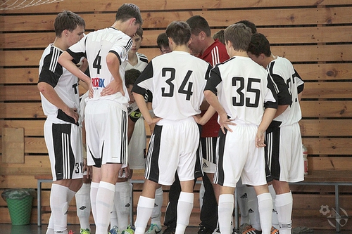 «Синара-ВИЗ-Д» выходит в полуфинал