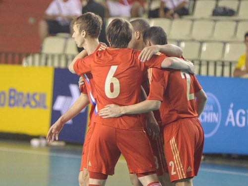 Никита Фахрутдинов открыл счет голам России на «Гран-При»