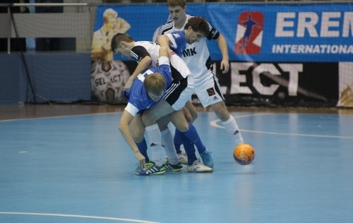 «Синара» - «Газпром-Югра» он-лайн