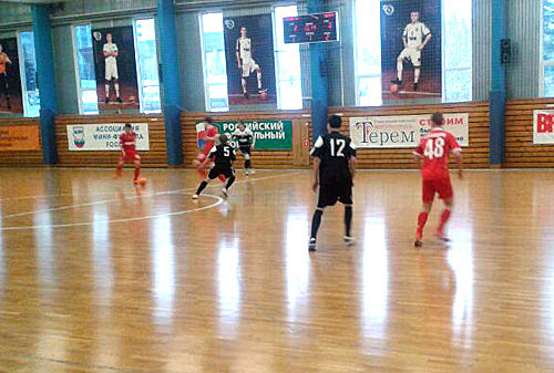 Пока лидирует «Газпром-Югра» Пока лидирует «Газпром-Югра»