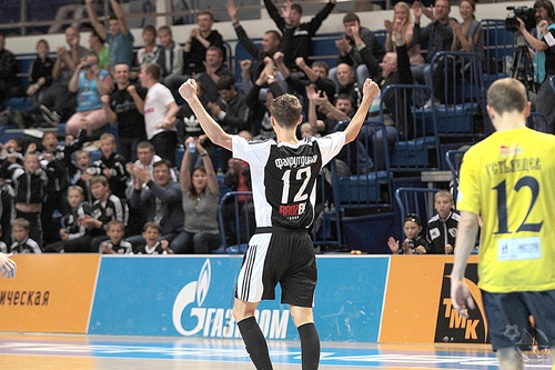 Победили в Мытищах и забили сотый мяч