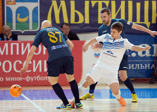 Реанимация «Сибиряка» и отрыв "Дины" Реанимация «Сибиряка» и отрыв "Дины"