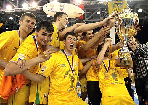 Игроки «Синары» - чемпионы Золотой лиги Игроки «Синары» - чемпионы Золотой лиги