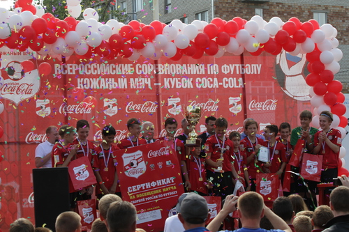 В игре слились и Керчь, и Темза В игре слились и Керчь, и Темза