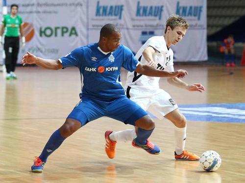 1 тур: Победа присуждена «Синаре»