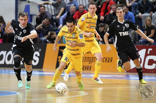 «Синара» впервые теряет очки с Сыктывкаром «Синара» впервые теряет очки с Сыктывкаром