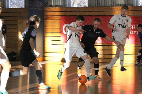 На шесть позиций вверх