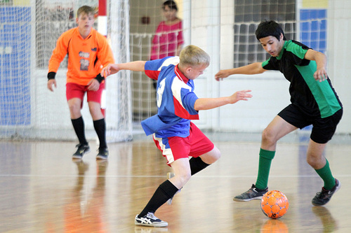 Встретим лето по-футбольному Встретим лето по-футбольному