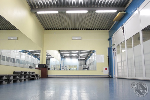 Сдается в аренду зал для занятий танцами, йогой, акробатикой Сдается в аренду зал для занятий танцами, йогой, акробатикой