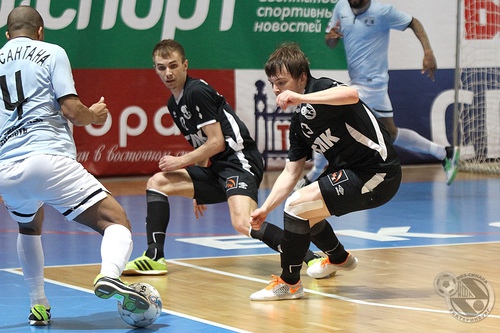 В 11 туре встречаемся с «Сибиряком» В 11 туре встречаемся с «Сибиряком»