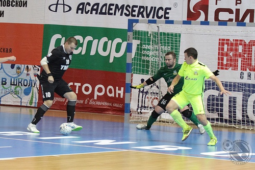 В 16 туре встречаемся с Политехом В 16 туре встречаемся с Политехом