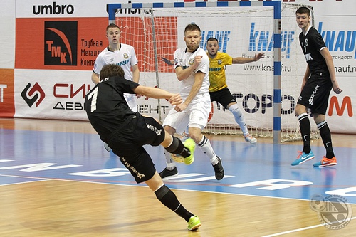 Синара – Тюмень. История противостояний Синара – Тюмень. История противостояний