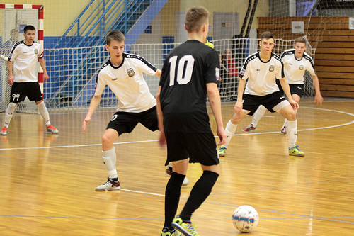 Итоги 1 тура старшей Суперлиги 00-01 Итоги 1 тура старшей Суперлиги 00-01