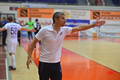 Нам сложно конкурировать Нам сложно конкурировать