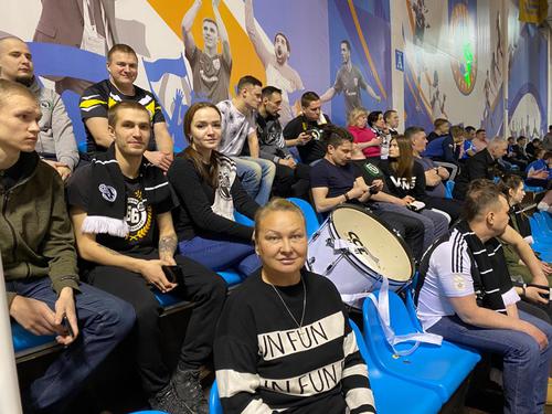 Выражаем огромную благодарность нашим болельщикам Выражаем огромную благодарность нашим болельщикам