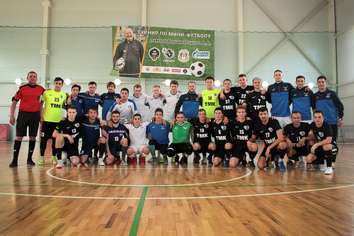 Синара сыграла со сборной турнира памяти Вишневецкого Синара сыграла со сборной турнира памяти Вишневецкого