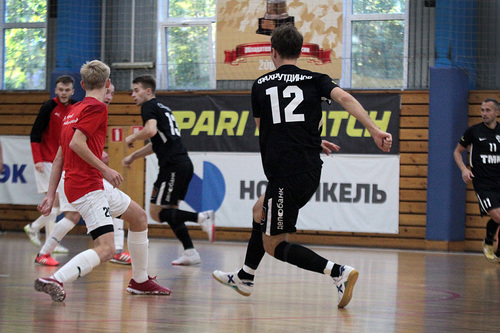 Синара провела товарищескую игру с Южным Уралом Синара провела товарищескую игру с Южным Уралом