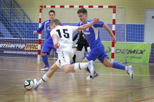 В Екатеринбурге стартует 1 тур Спортмастер-Юниорлиги U-18 В Екатеринбурге стартует 1 тур Спортмастер-Юниорлиги U-18