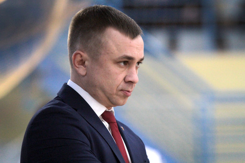 В перерыве настроили команду на правильную игру В перерыве настроили команду на правильную игру