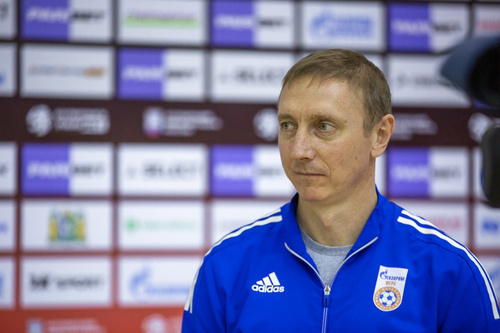 На домашней площадке психологически легче играть На домашней площадке психологически легче играть