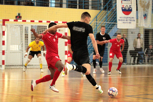 Синара провела товарищеские матчи с Аятом Синара провела товарищеские матчи с Аятом