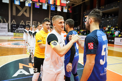 Фотоотчет первого матча Кристалл – Синара