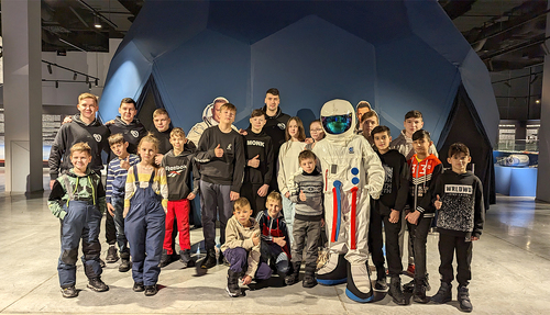 Игроки «Синары» поздравили воспитанников детского дома с Новым годом! Игроки «Синары» поздравили воспитанников детского дома с Новым годом!