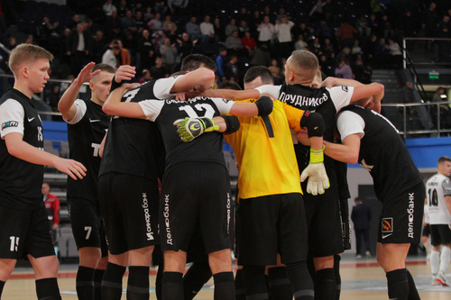 Команда ушла на каникулы Команда ушла на каникулы