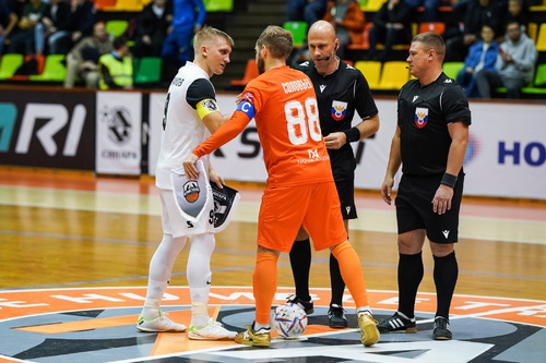 5 и 6 февраля в ДИВСе принимаем «Кристалл» 5 и 6 февраля в ДИВСе принимаем «Кристалл»