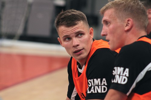 Хотим закрепиться на вершине турнирной таблицы