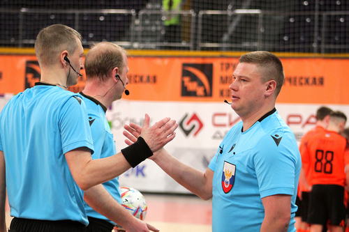 Назначены судьи на матчи Синара – ЛКС Назначены судьи на матчи Синара – ЛКС