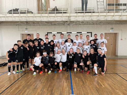 Провели праздничный мастер-класс! Провели праздничный мастер-класс!