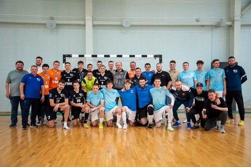 Синара сыграла в Новоуральске Синара сыграла в Новоуральске