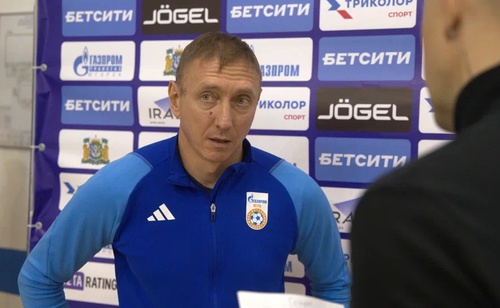 Первый мяч определил рисунок игры Первый мяч определил рисунок игры