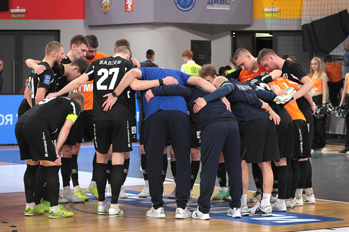 Команда ушла на новогодние каникулы Команда ушла на новогодние каникулы